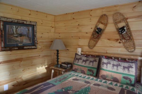 Гостиница Rowe's Adirondack Cabins of Schroon Lake  Шрун Лейк